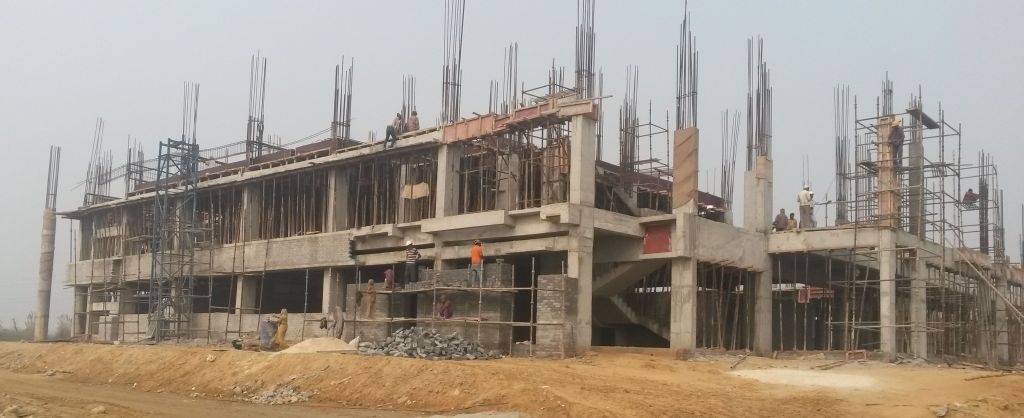 A view of the under construction SNSS Building, 11/12/2015
