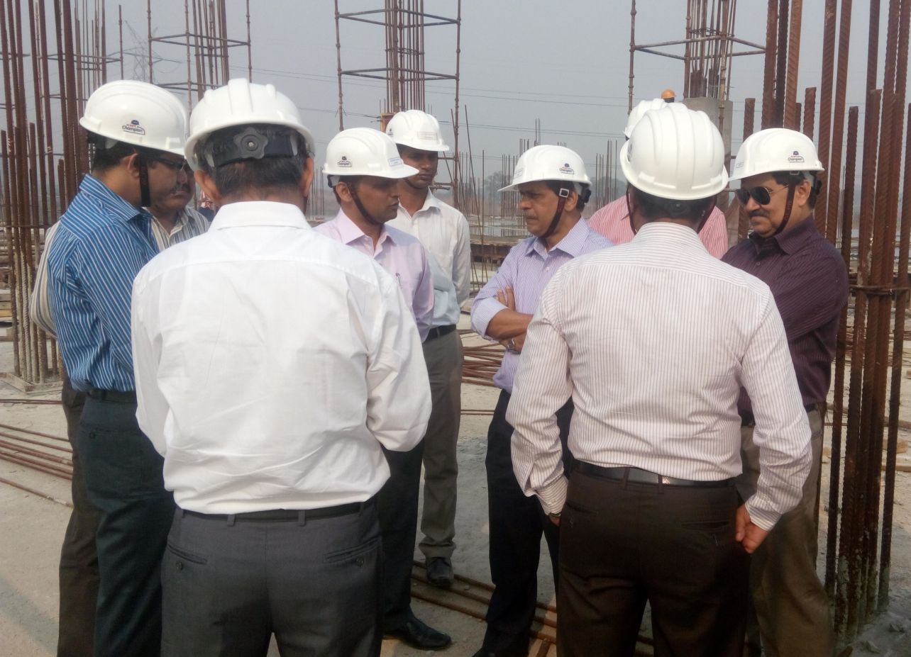 PIG-GCNEP team visiting SNSS Building site, 16/11/2015